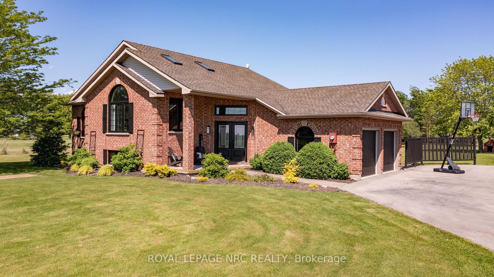 Photo 1 of 11635 Burnaby Road, Wainfleet, Lakeshore — HOMEH
