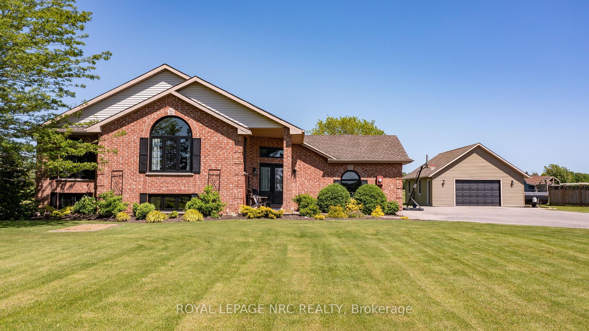 Photo 3 of 11635 Burnaby Road, Wainfleet, Lakeshore — HOMEH