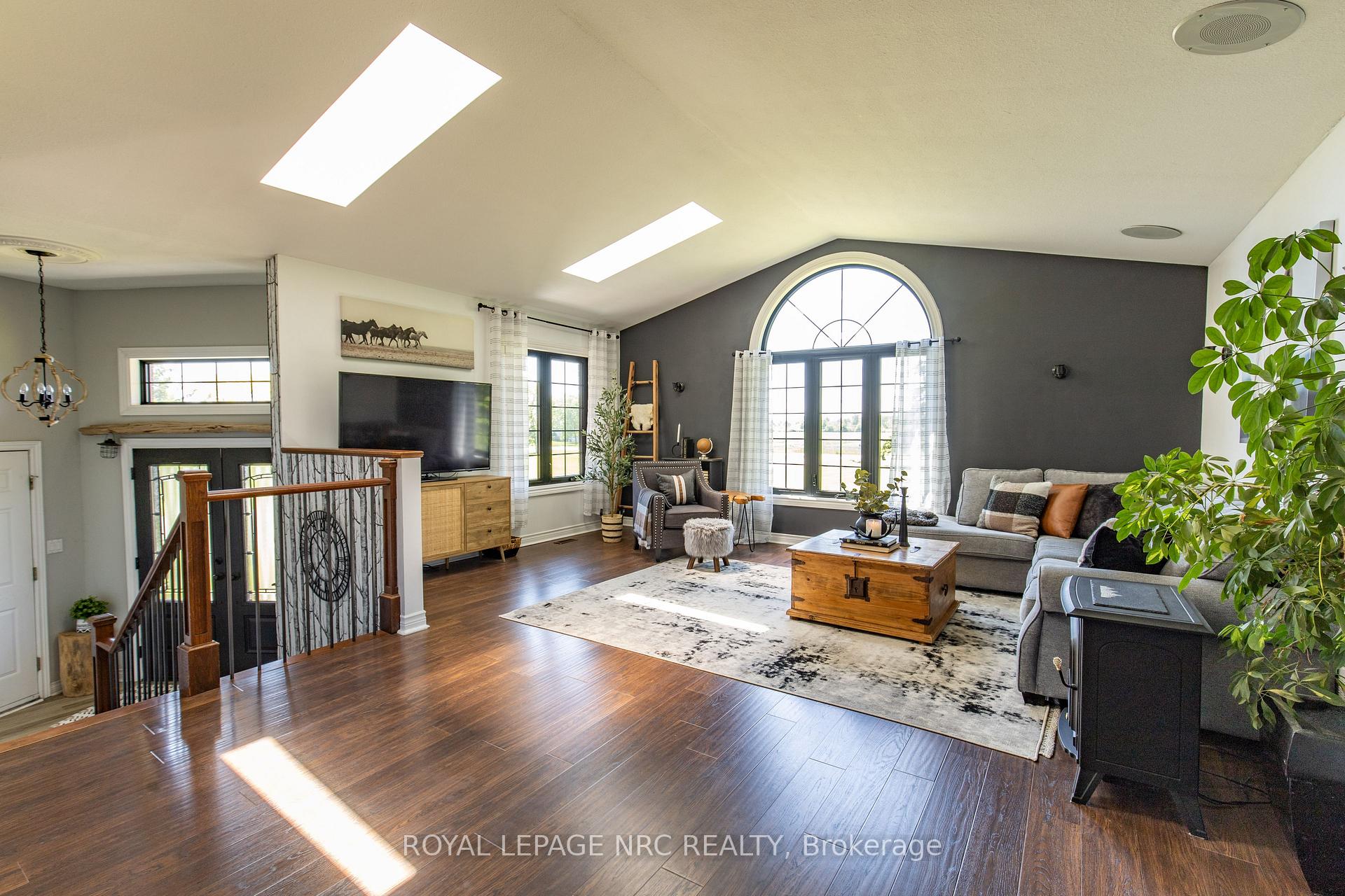 Photo 17 of 11635 Burnaby Road, Wainfleet, Lakeshore — HOMEH