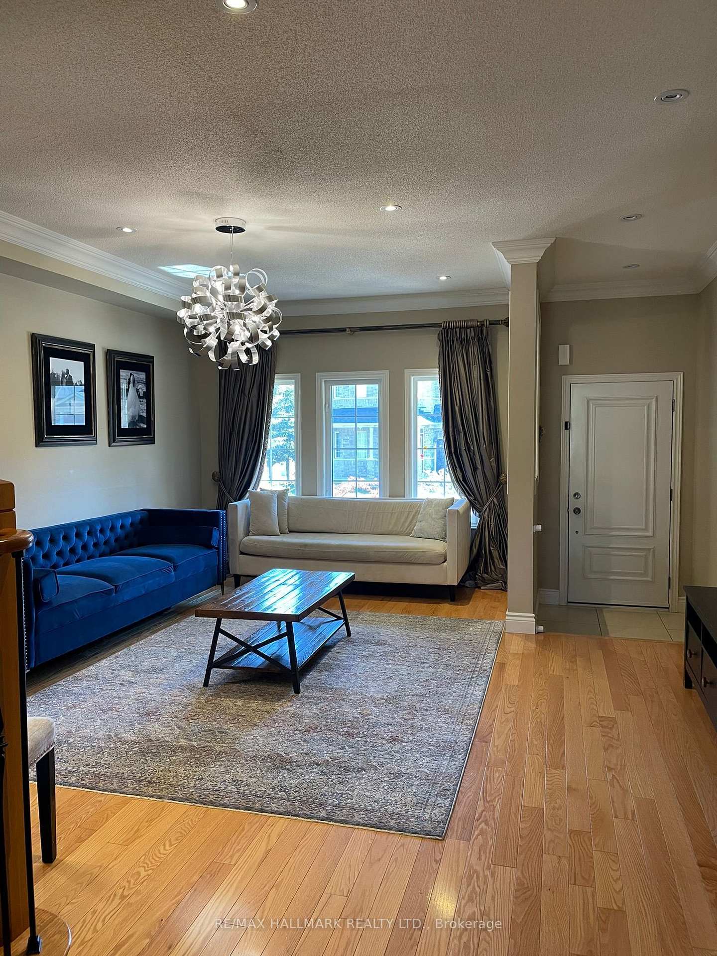 Photo 6 of 6 Camden Drive, Vaughan, Patterson — HOMEH