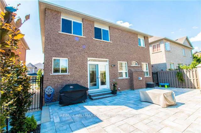 Photo 18 of 6 Camden Drive, Vaughan, Patterson — HOMEH