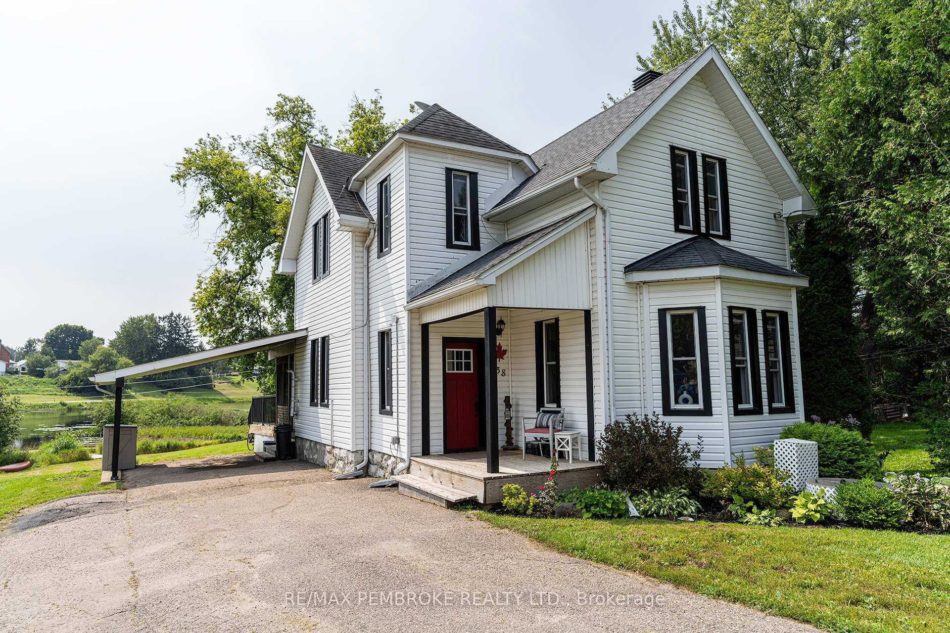 Photo 1 of 138 Jane Street, Bonnechere Valley, Eganville/Bonnechere Twp — HOMEH