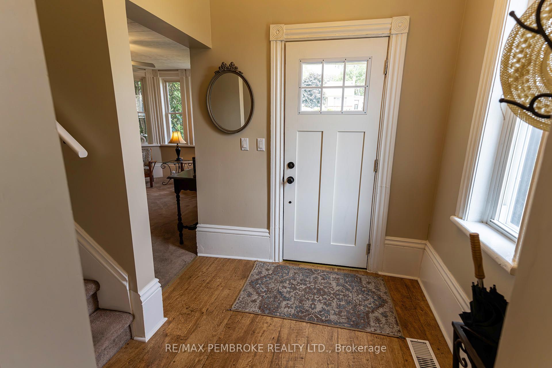 Photo 8 of 138 Jane Street, Bonnechere Valley, Eganville/Bonnechere Twp — HOMEH