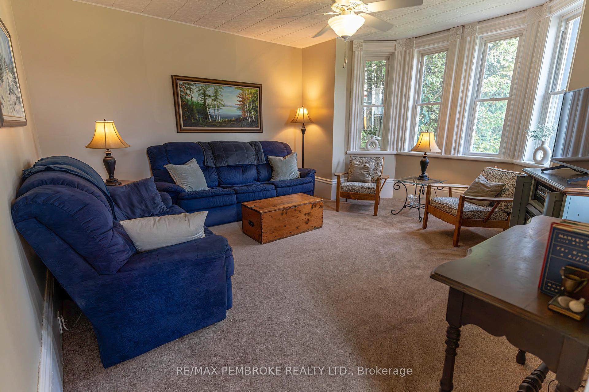 Photo 10 of 138 Jane Street, Bonnechere Valley, Eganville/Bonnechere Twp — HOMEH