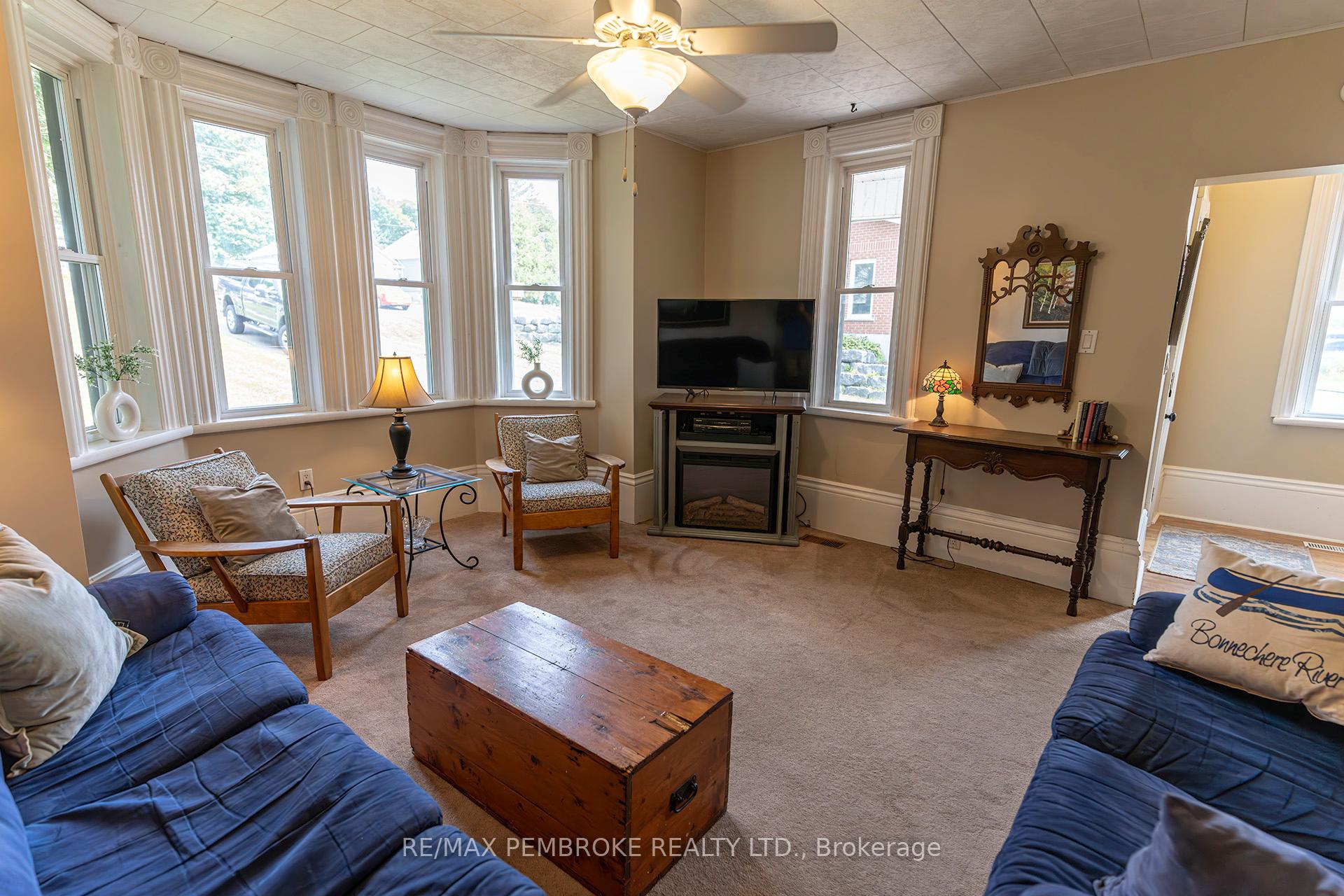 Photo 11 of 138 Jane Street, Bonnechere Valley, Eganville/Bonnechere Twp — HOMEH