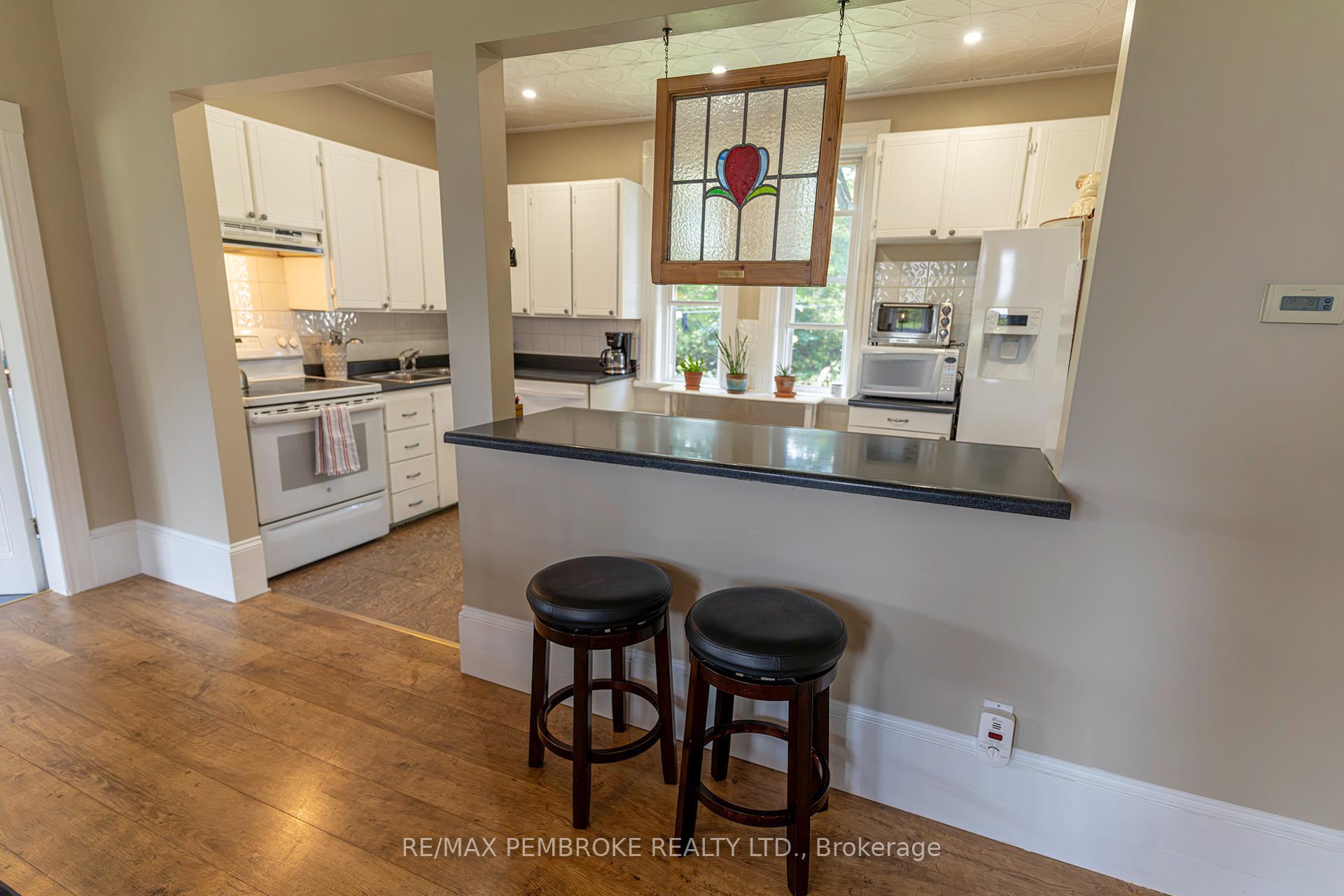 Photo 14 of 138 Jane Street, Bonnechere Valley, Eganville/Bonnechere Twp — HOMEH