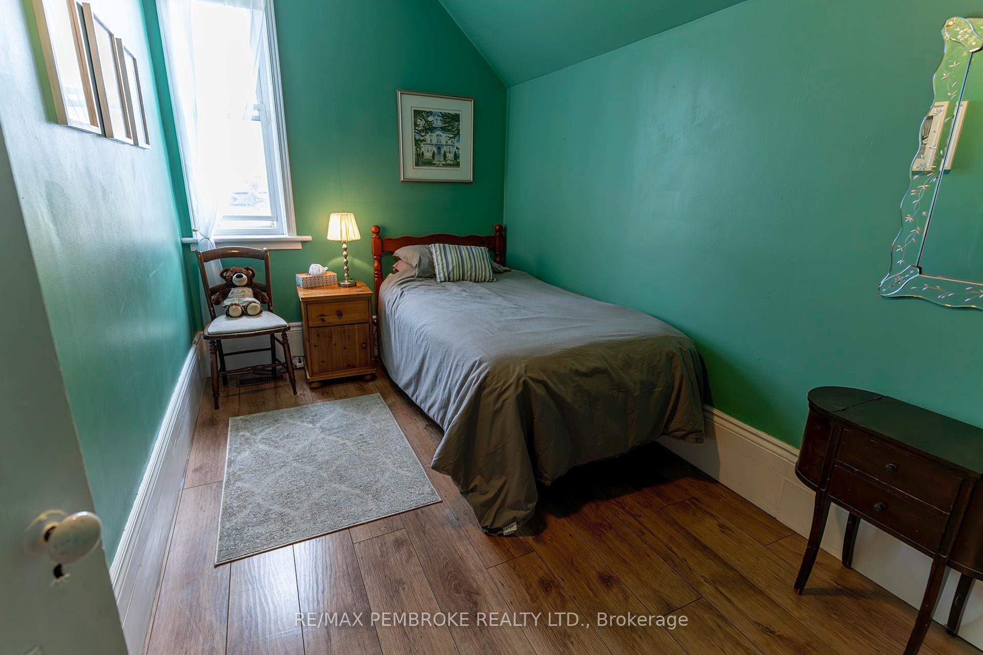 Photo 28 of 138 Jane Street, Bonnechere Valley, Eganville/Bonnechere Twp — HOMEH