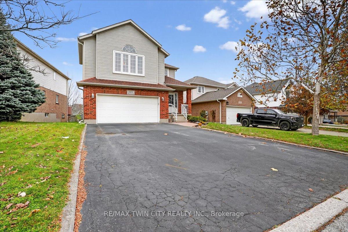 Photo 2 of 166 Bridgewater Crescent, Waterloo — HOMEH