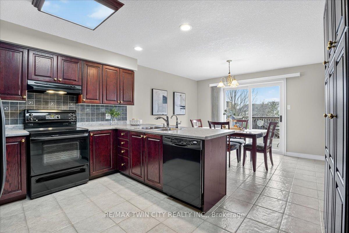 Photo 16 of 166 Bridgewater Crescent, Waterloo — HOMEH