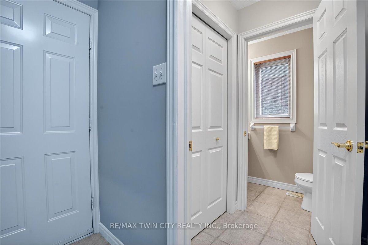 Photo 21 of 166 Bridgewater Crescent, Waterloo — HOMEH