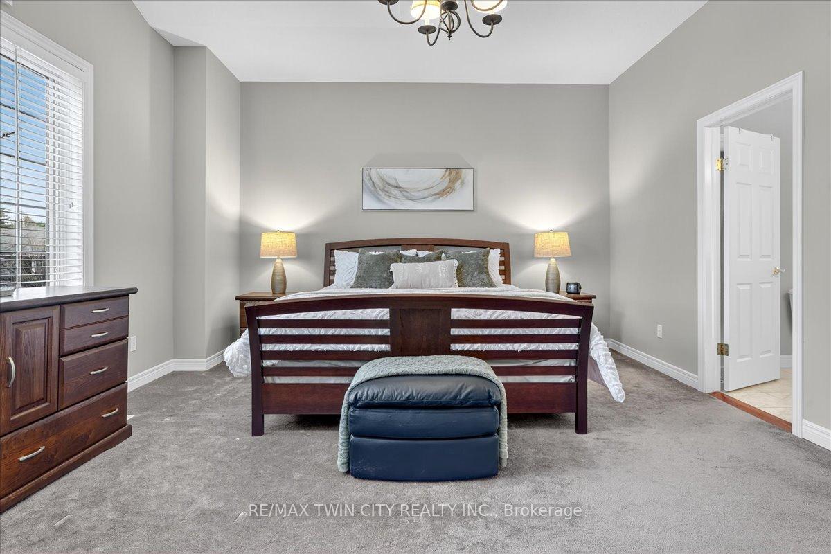 Photo 25 of 166 Bridgewater Crescent, Waterloo — HOMEH