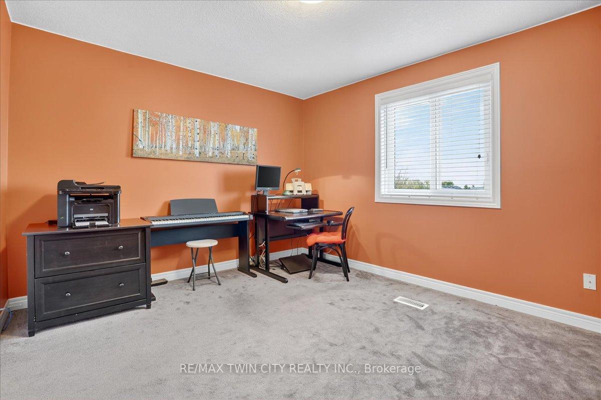 Photo 35 of 166 Bridgewater Crescent, Waterloo — HOMEH