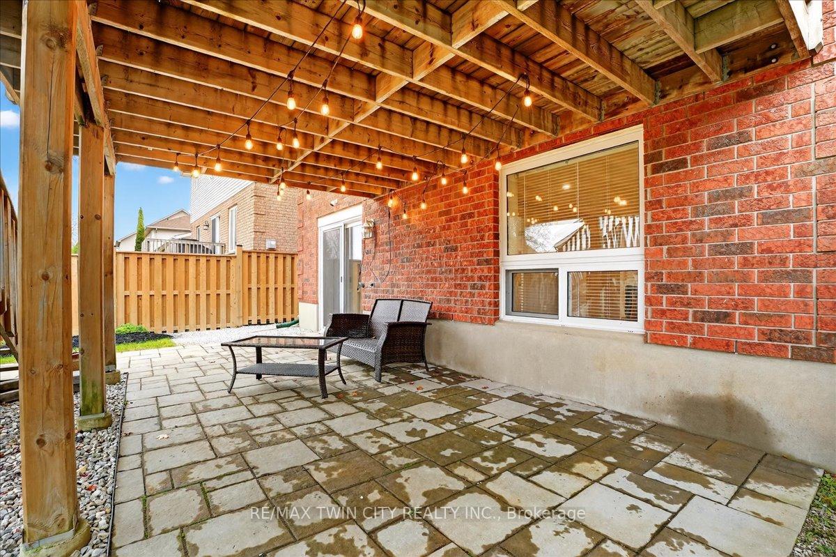 Photo 46 of 166 Bridgewater Crescent, Waterloo — HOMEH