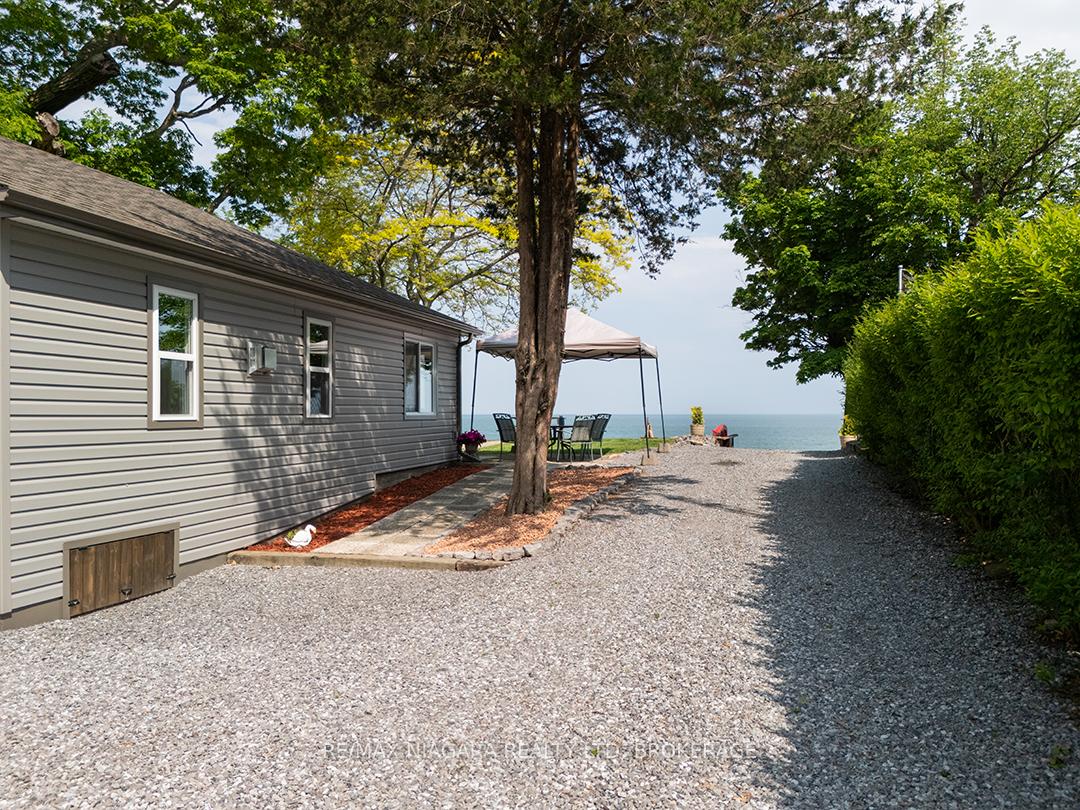 Photo 2 of 11215 Harbourview Road, Wainfleet, Lakeshore — HOMEH