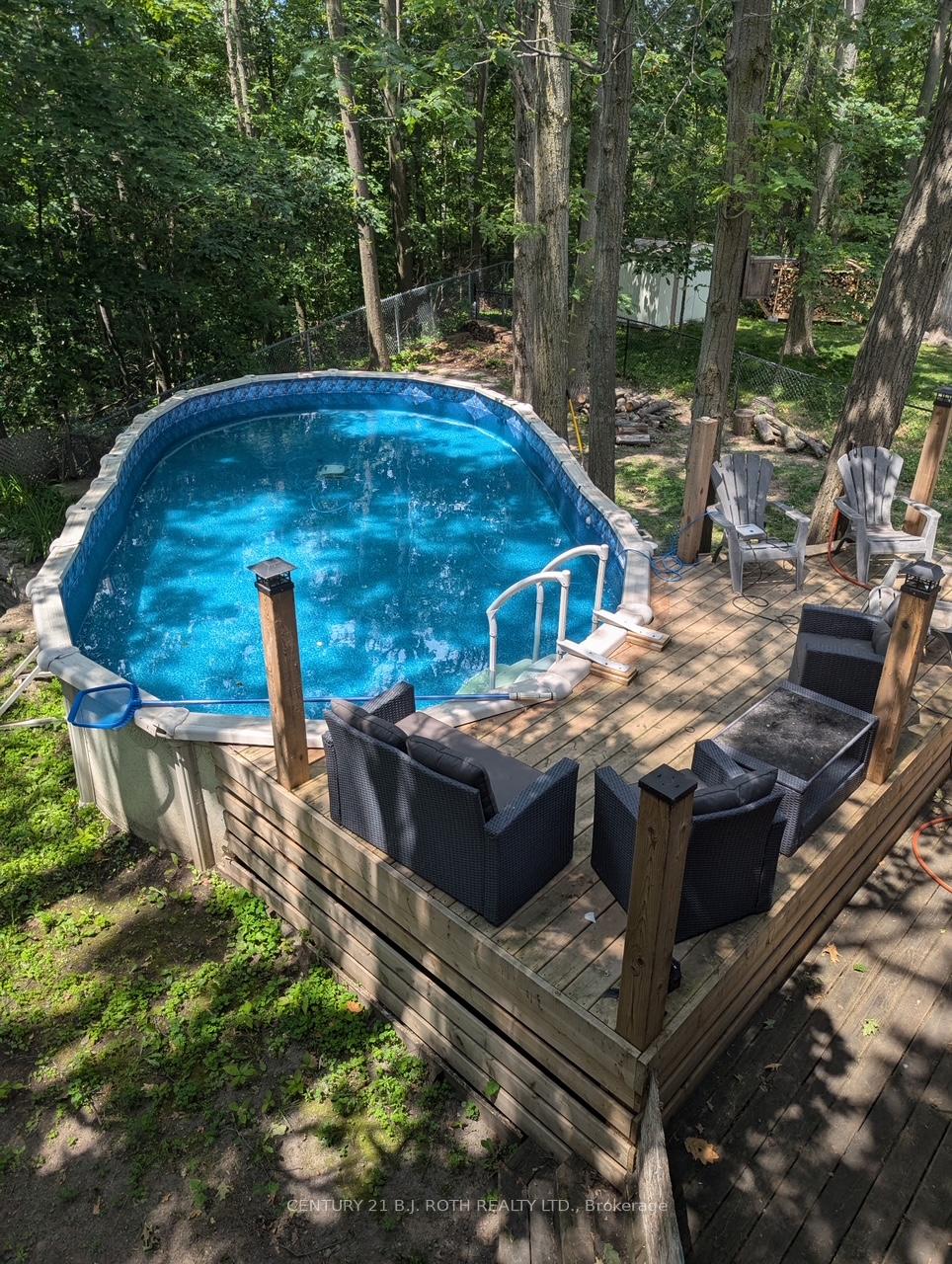 Photo 20 of 63 White Elm Road, Barrie, Holly — HOMEH