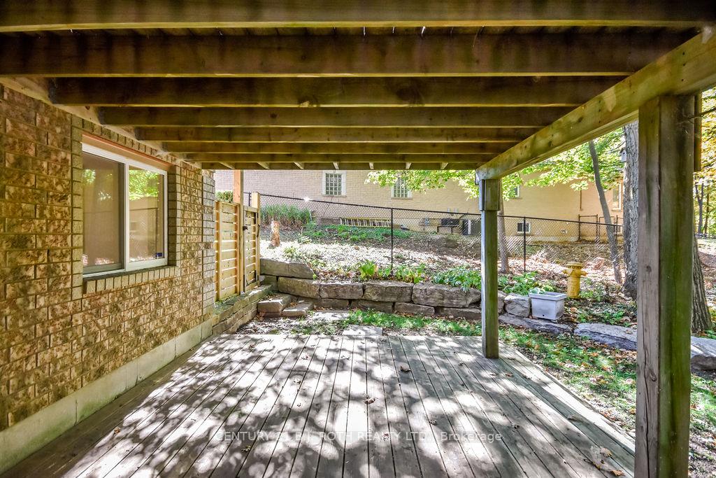 Photo 5 of 63 White Elm Road, Barrie, Holly — HOMEH
