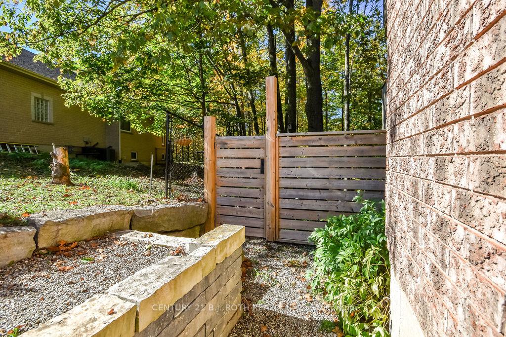 Photo 7 of 63 White Elm Road, Barrie, Holly — HOMEH