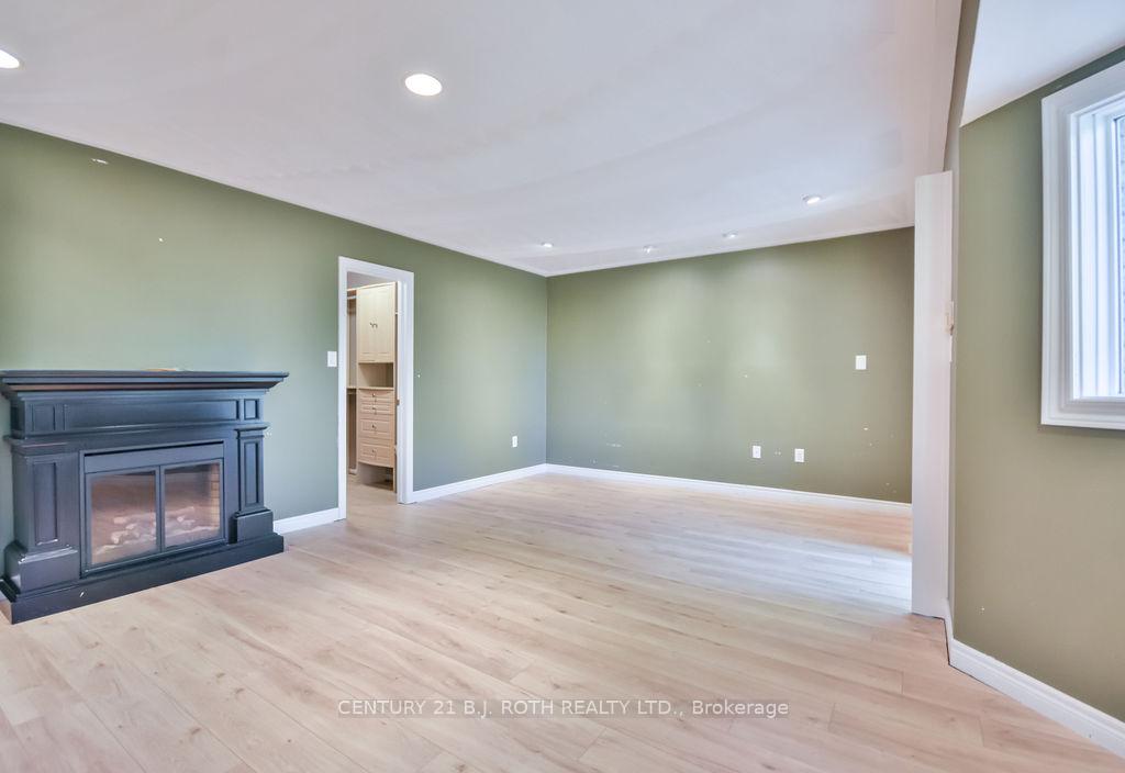Photo 31 of 63 White Elm Road, Barrie, Holly — HOMEH