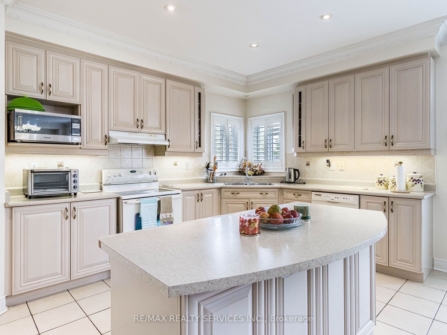 Photo 54 of 44 Trailhead Crescent, Brampton, Sandringham-Wellington — HOMEH