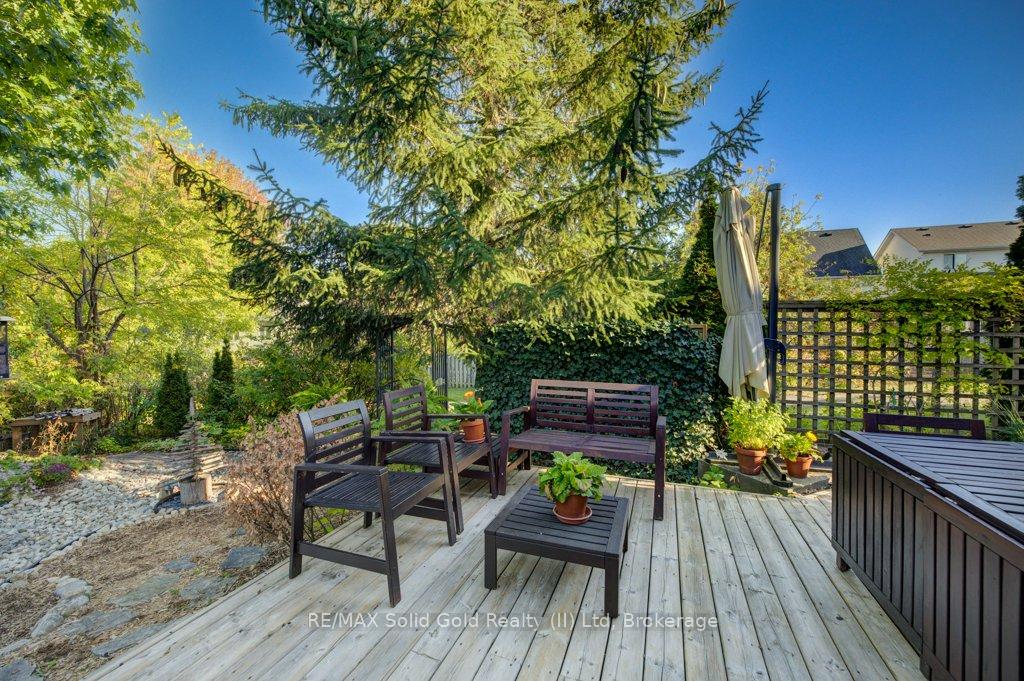 Photo 32 of 644 Butternut Avenue, Waterloo — HOMEH