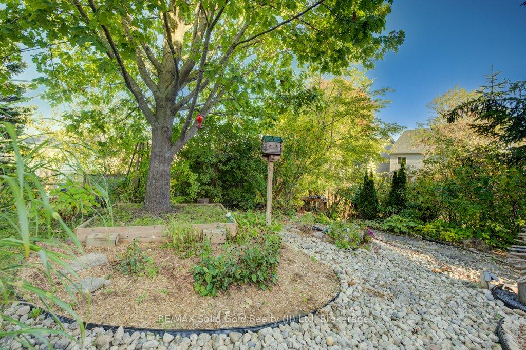 Photo 34 of 644 Butternut Avenue, Waterloo — HOMEH