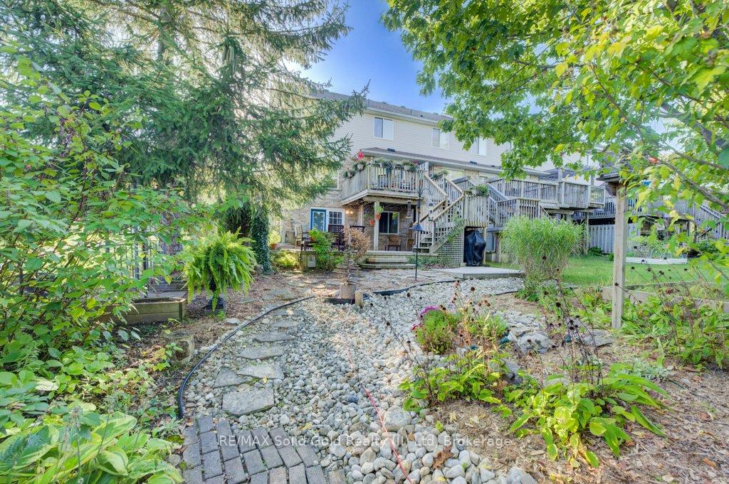 Photo 36 of 644 Butternut Avenue, Waterloo — HOMEH