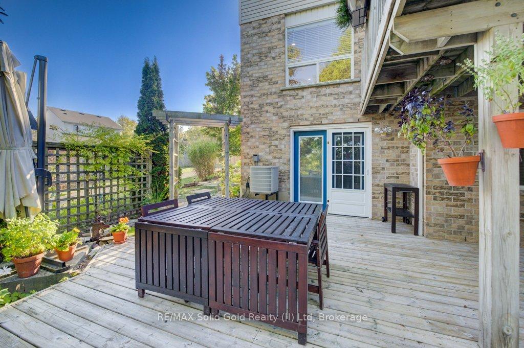 Photo 38 of 644 Butternut Avenue, Waterloo — HOMEH