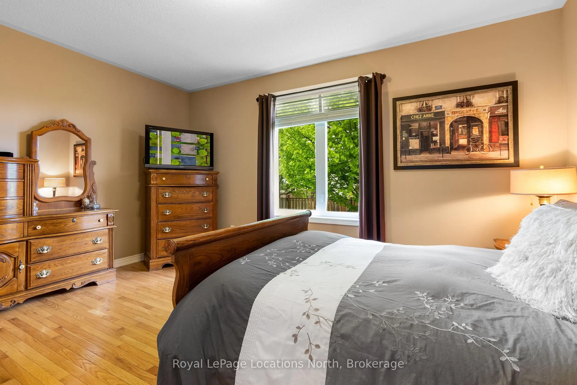Photo 18 of 8 Broadpoint Street, Wasaga Beach — HOMEH