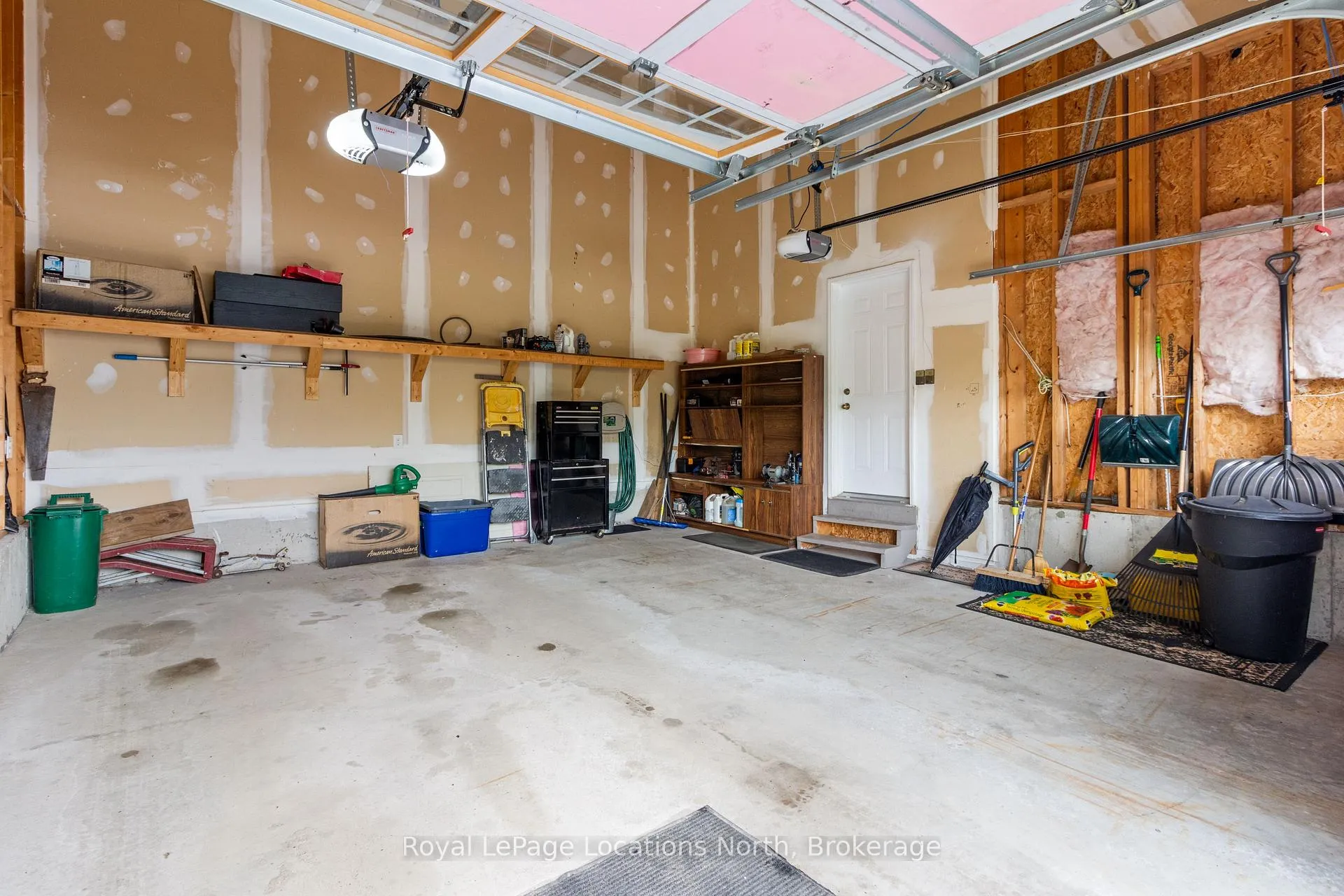 Photo 34 of 8 Broadpoint Street, Wasaga Beach — HOMEH