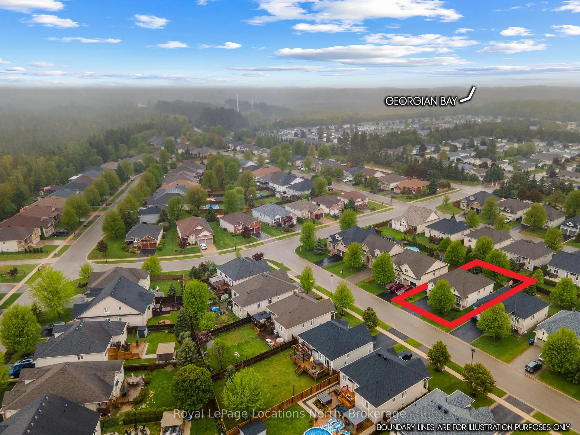 Photo 35 of 8 Broadpoint Street, Wasaga Beach — HOMEH