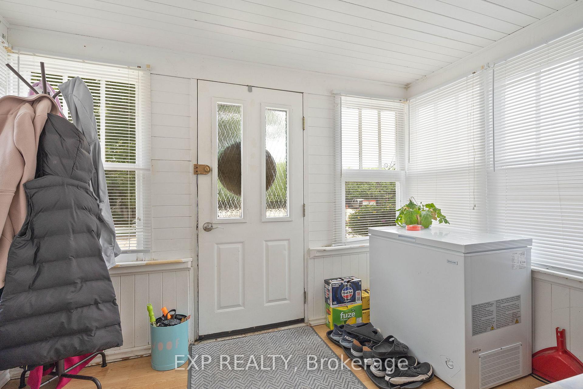 Photo 6 of 166 Mehring Avenue, West Elgin, West Lorne — HOMEH