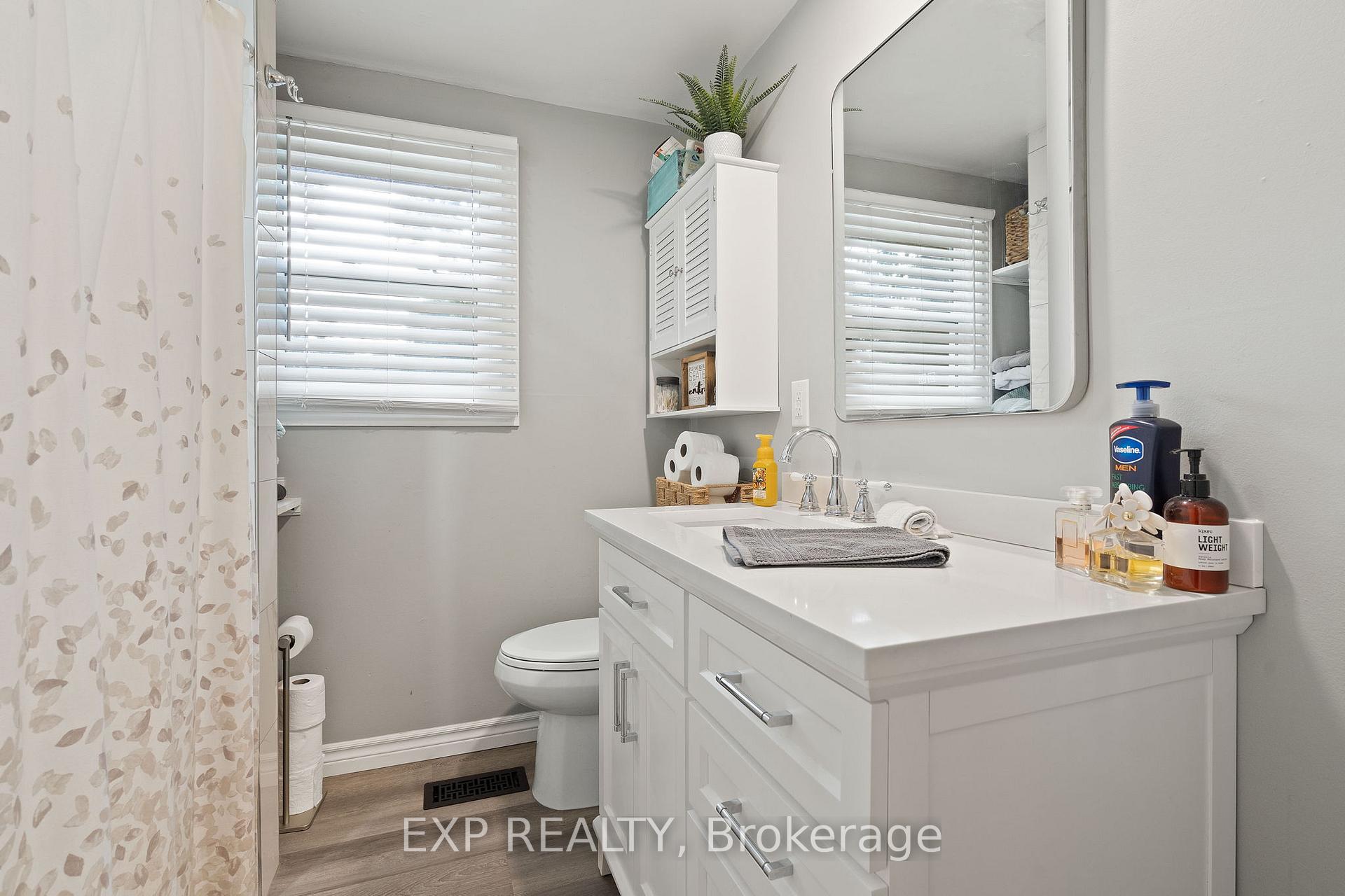 Photo 15 of 166 Mehring Avenue, West Elgin, West Lorne — HOMEH