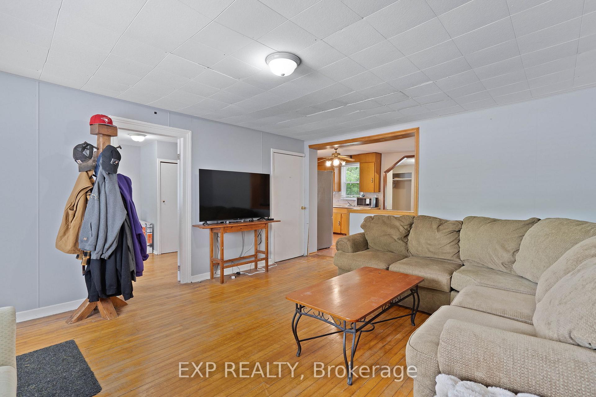 Photo 24 of 166 Mehring Avenue, West Elgin, West Lorne — HOMEH