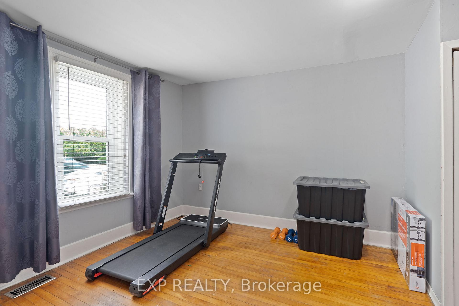 Photo 25 of 166 Mehring Avenue, West Elgin, West Lorne — HOMEH