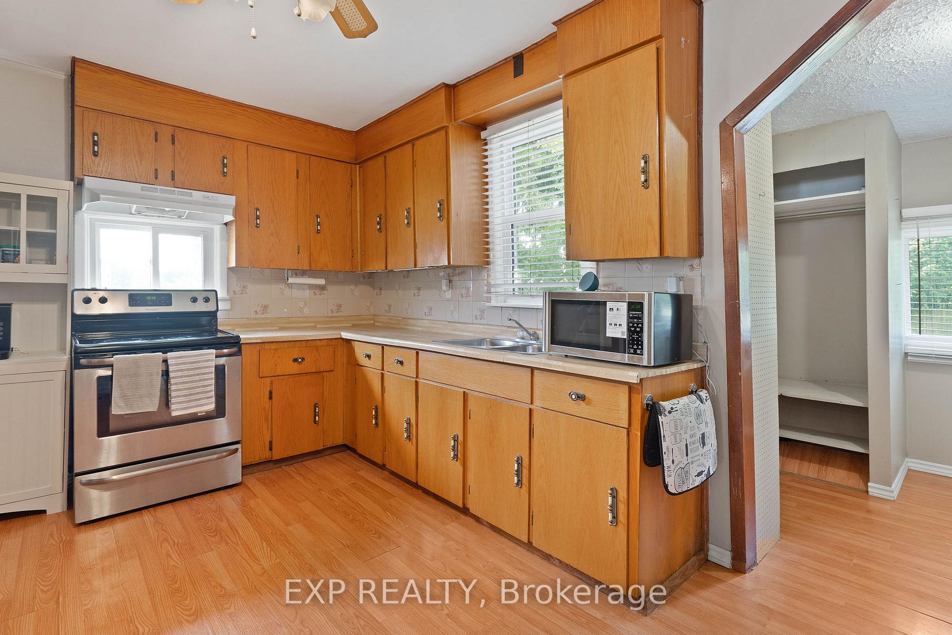 Photo 27 of 166 Mehring Avenue, West Elgin, West Lorne — HOMEH