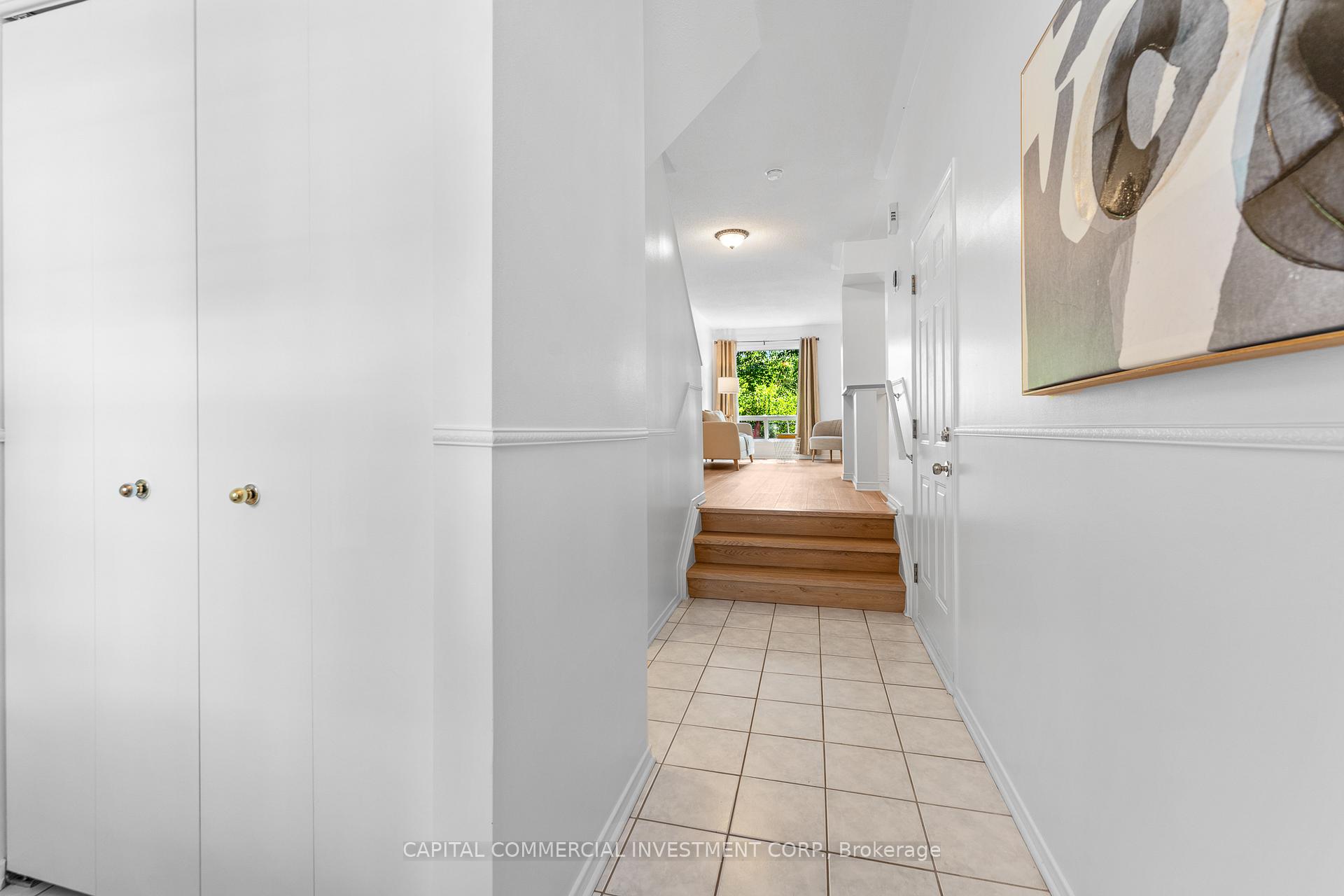 Photo 2 of 2074 Avenue P, Ottawa, Eastway Gardens/Industrial Park — HOMEH