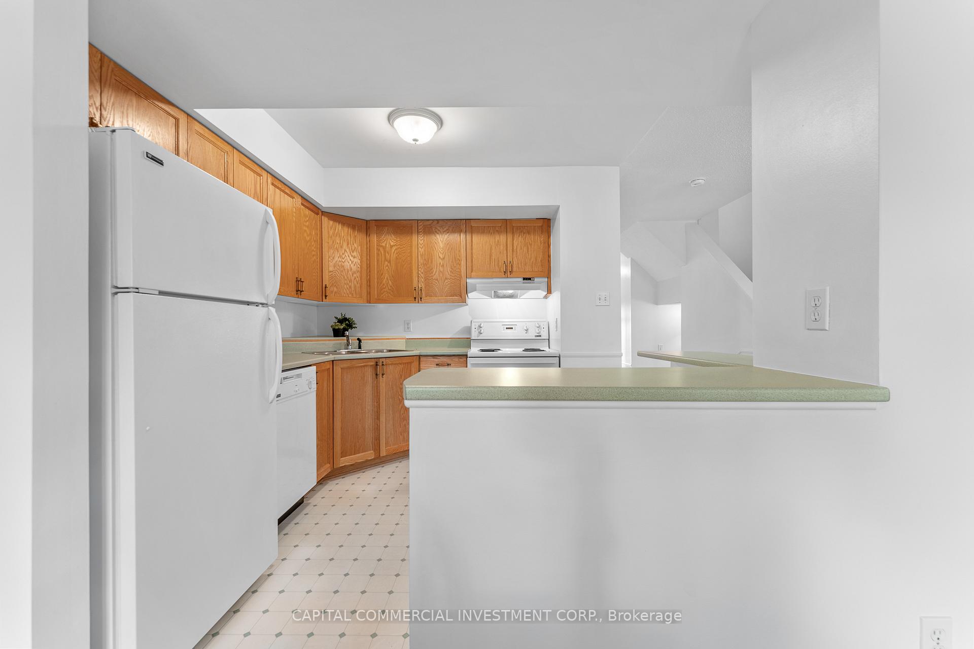 Photo 8 of 2074 Avenue P, Ottawa, Eastway Gardens/Industrial Park — HOMEH