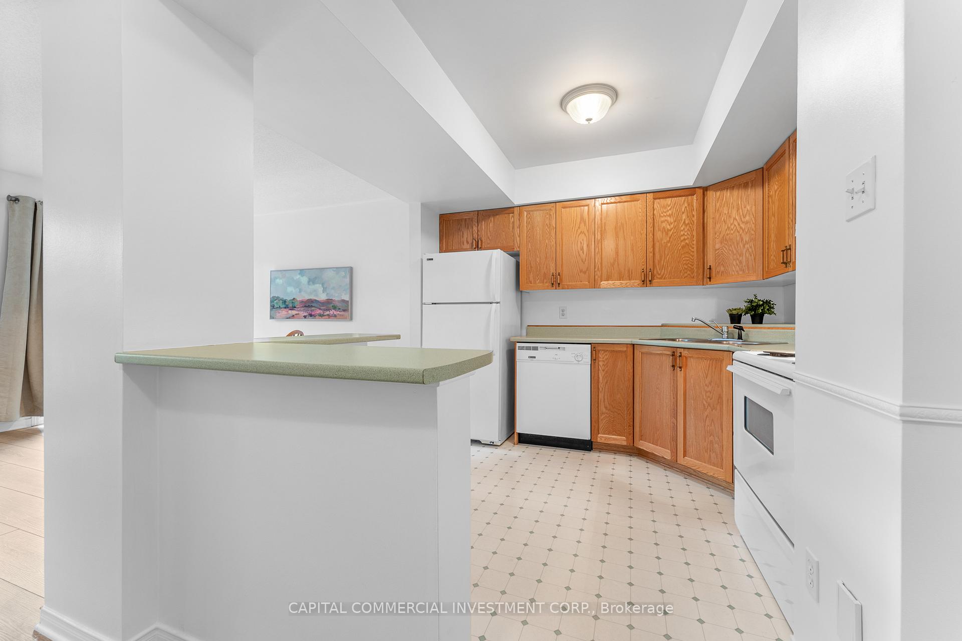 Photo 9 of 2074 Avenue P, Ottawa, Eastway Gardens/Industrial Park — HOMEH