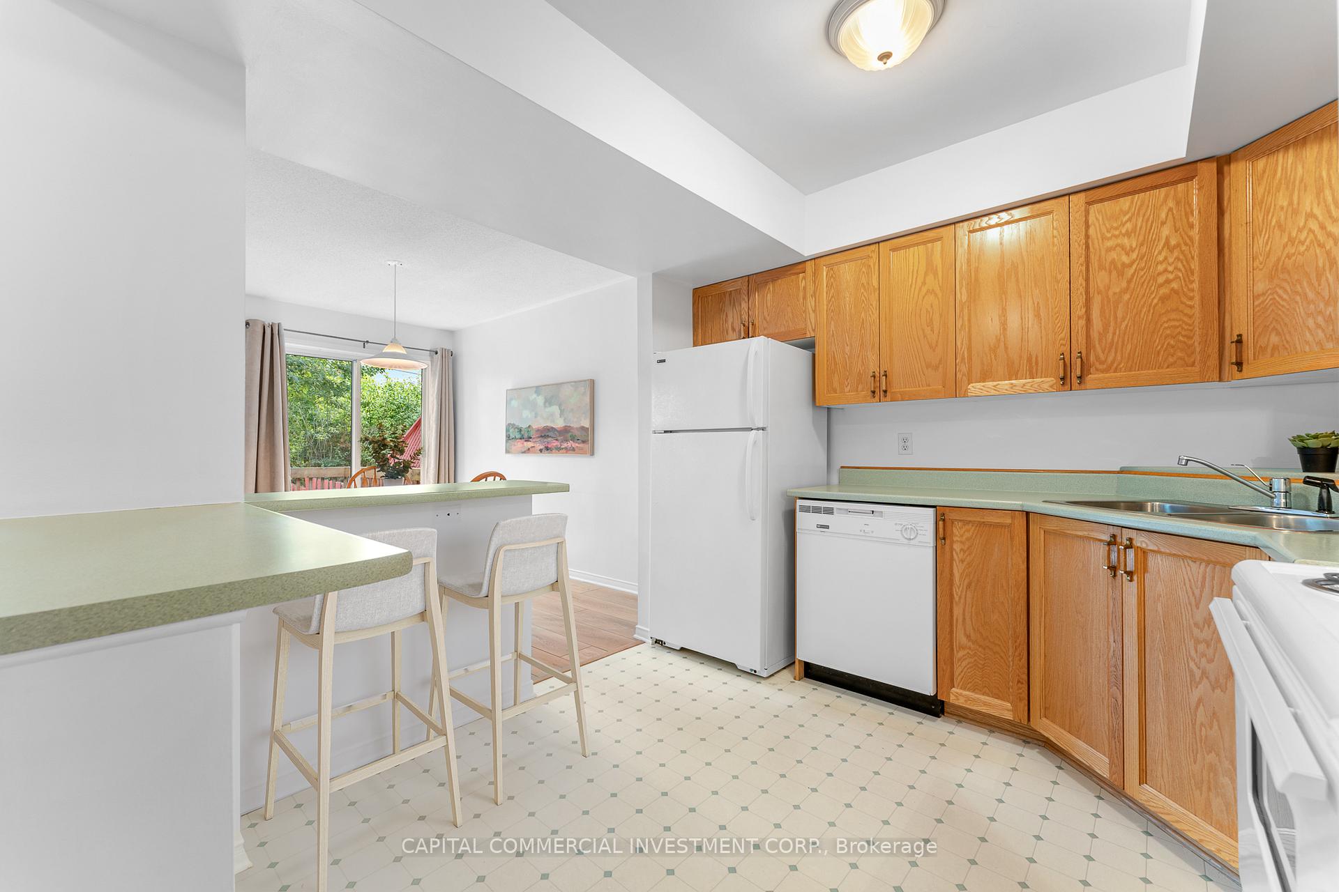 Photo 14 of 2074 Avenue P, Ottawa, Eastway Gardens/Industrial Park — HOMEH
