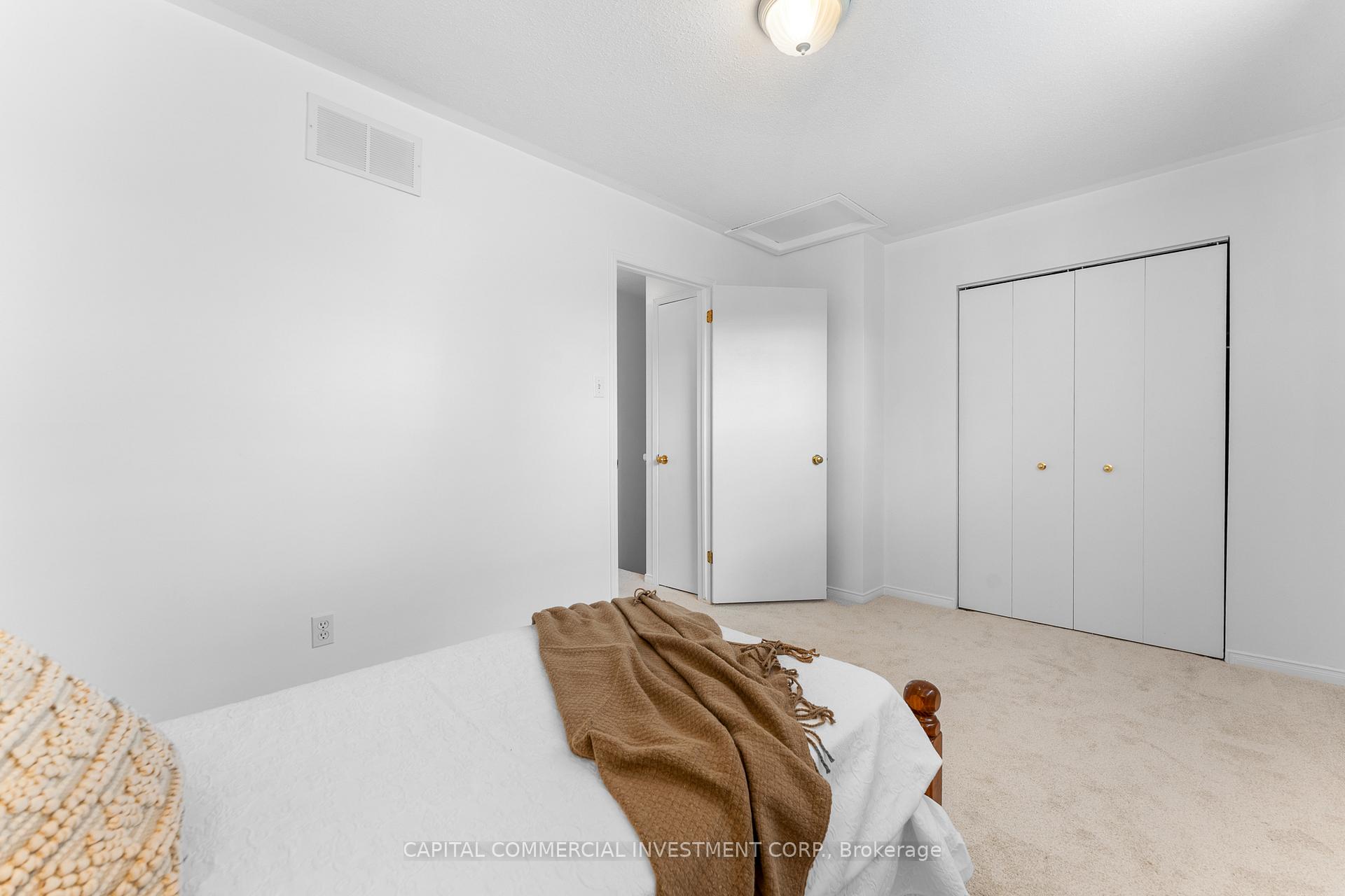 Photo 20 of 2074 Avenue P, Ottawa, Eastway Gardens/Industrial Park — HOMEH