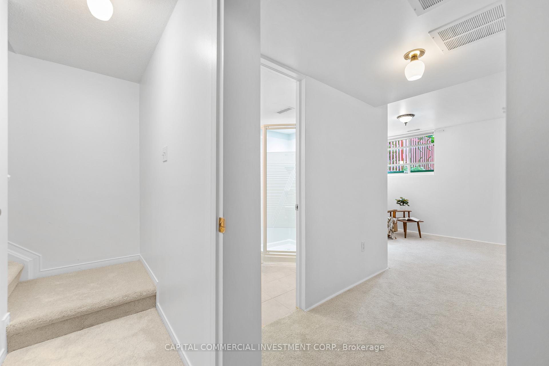 Photo 22 of 2074 Avenue P, Ottawa, Eastway Gardens/Industrial Park — HOMEH