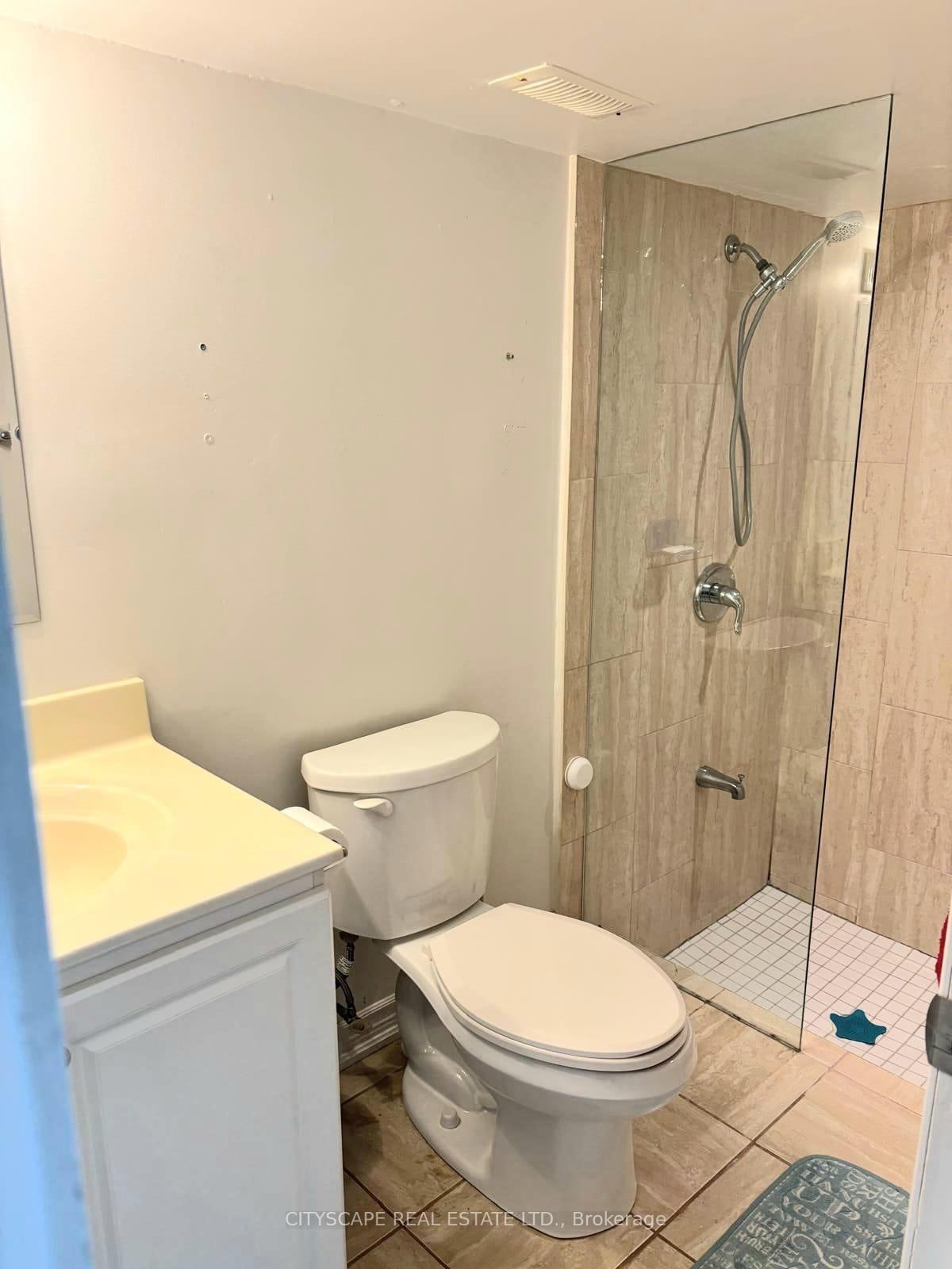 Photo 9 of Unit bsmt, 209 Gilbert Avenue, Toronto, Caledonia-Fairbank — HOMEH