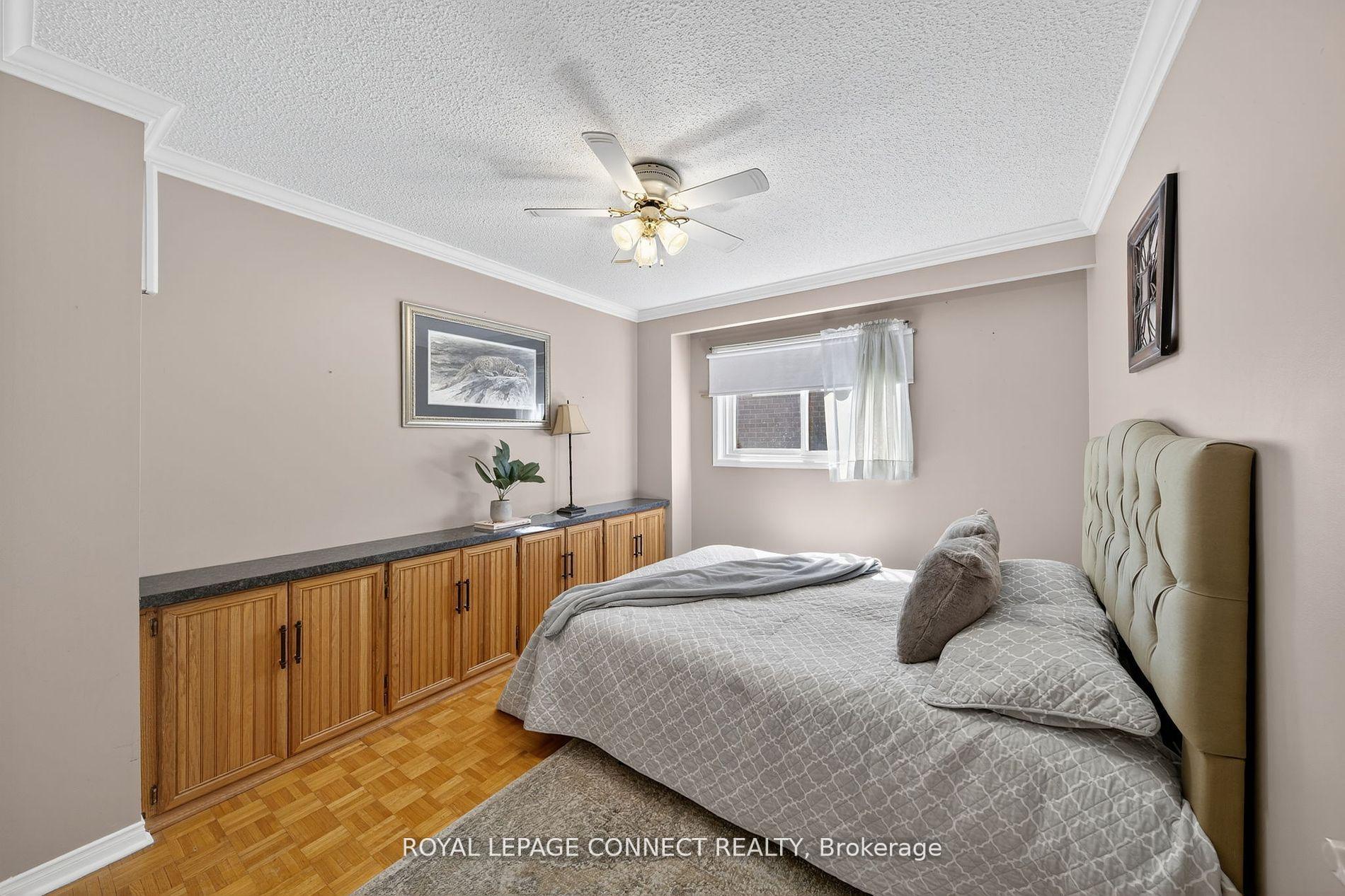 Photo 16 of 90 Golf Links Drive, Aurora, Aurora Highlands — HOMEH