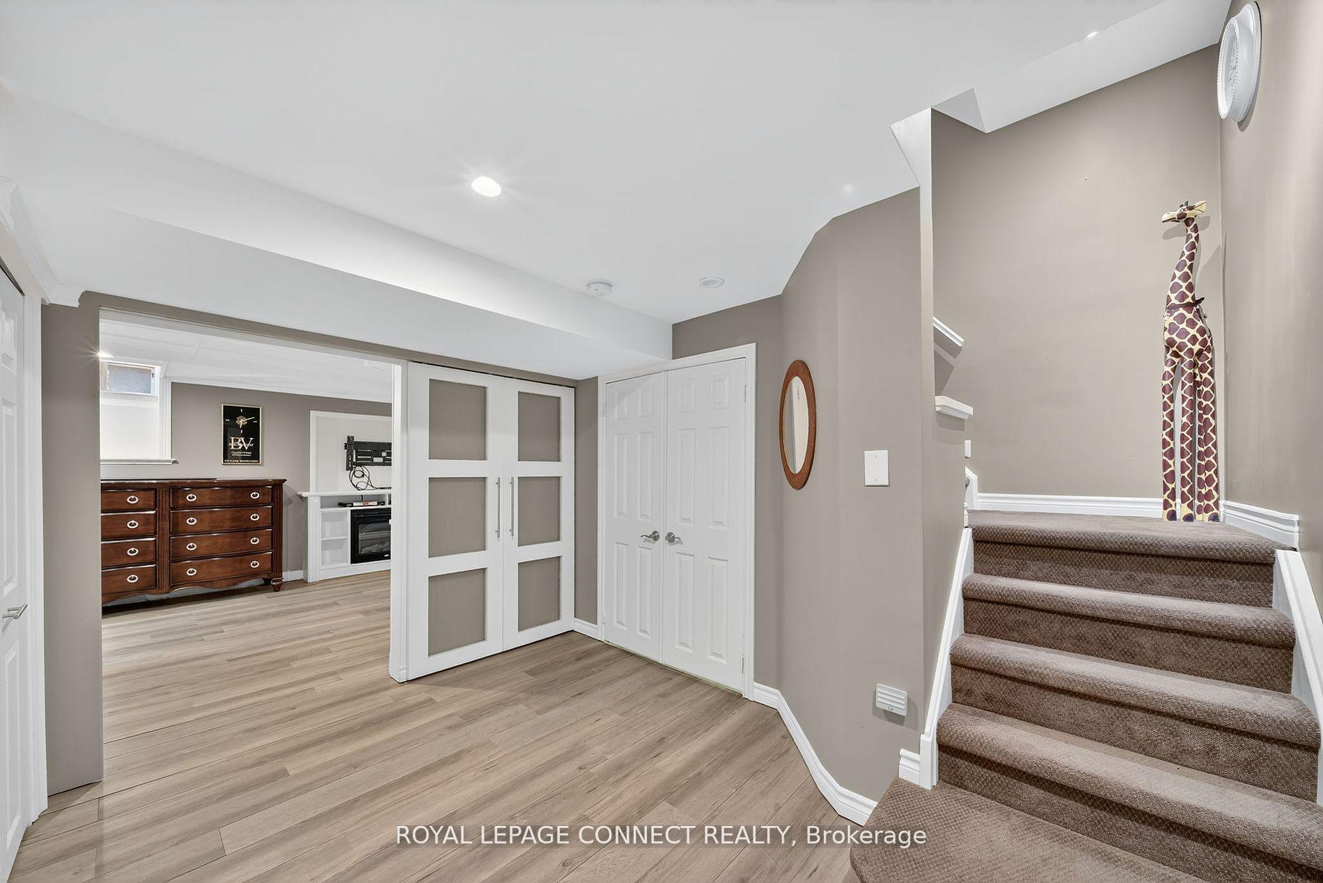 Photo 31 of 90 Golf Links Drive, Aurora, Aurora Highlands — HOMEH