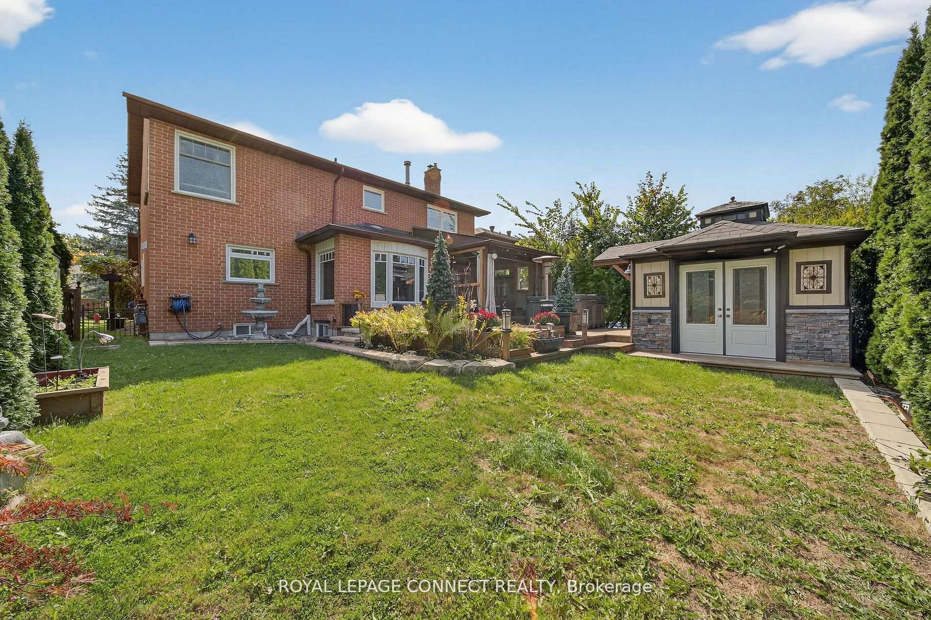 Photo 46 of 90 Golf Links Drive, Aurora, Aurora Highlands — HOMEH