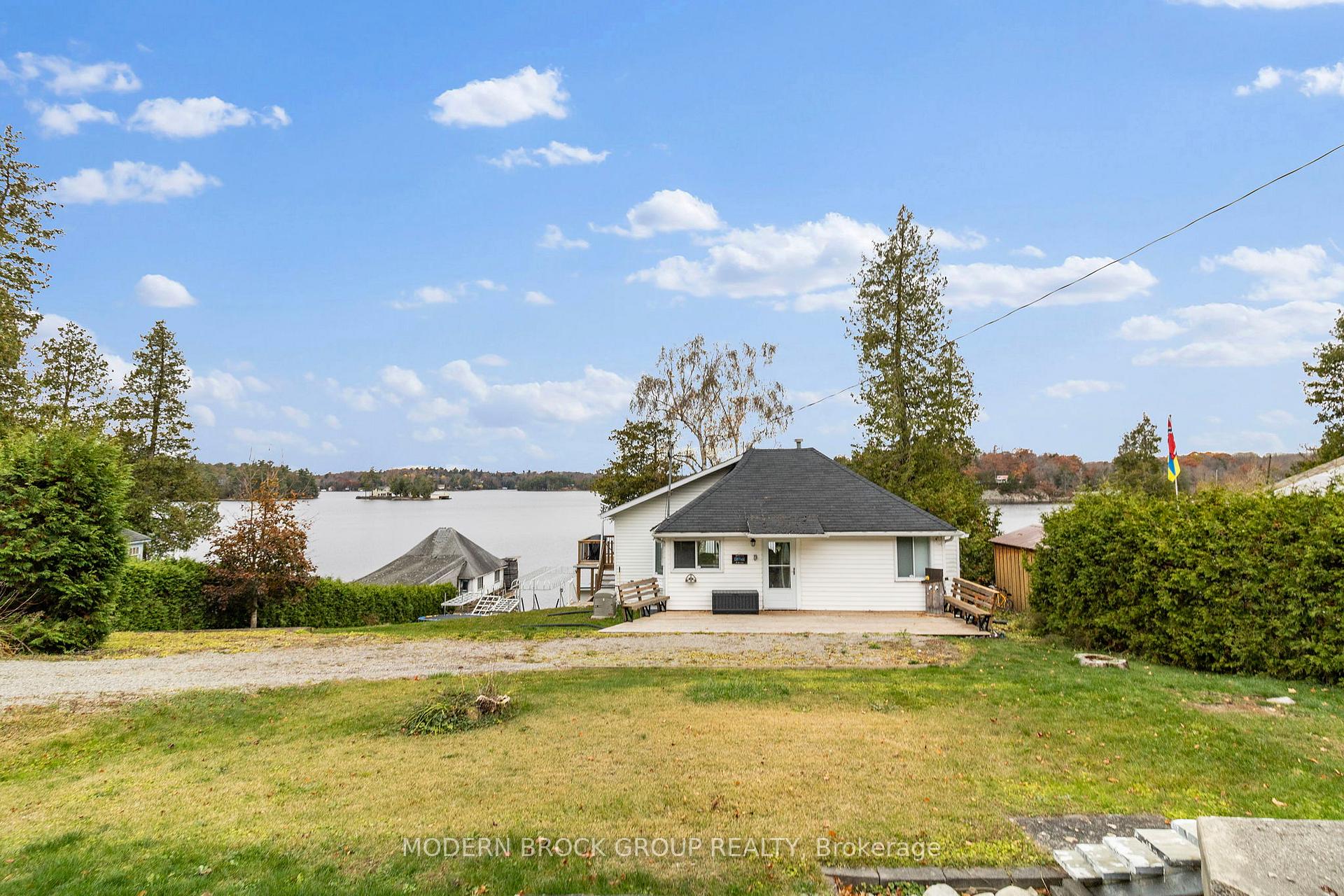 Photo 2 of 752 Cedar Park Lane, Athens, R of Yonge & Escott Twp — HOMEH