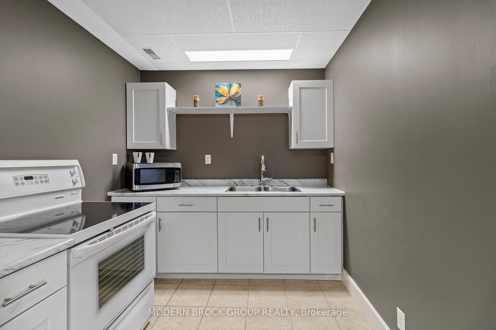 Photo 30 of 752 Cedar Park Lane, Athens, R of Yonge & Escott Twp — HOMEH