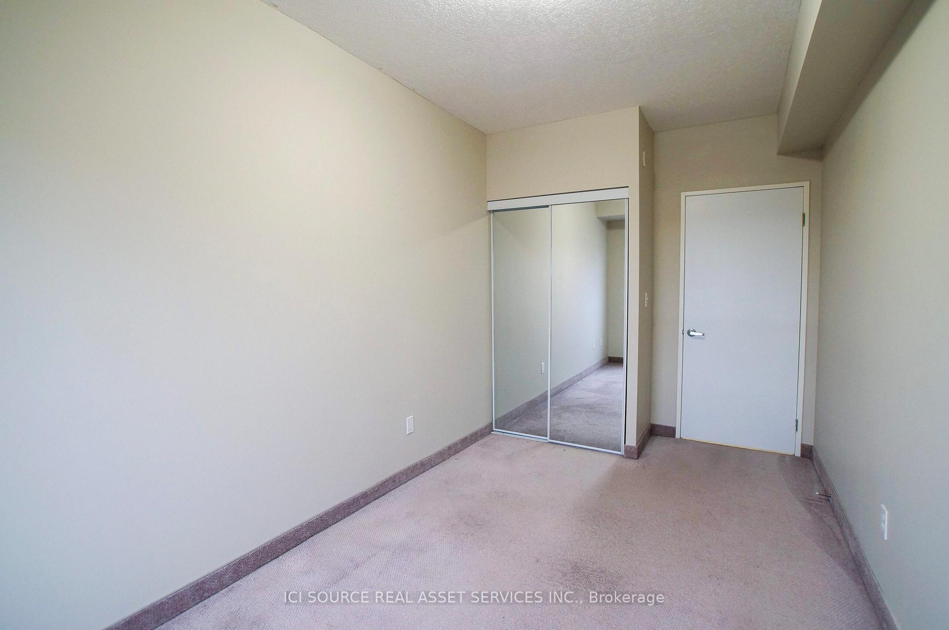 Photo 6 of Unit 505, 239 Auburn Drive, Waterloo — HOMEH