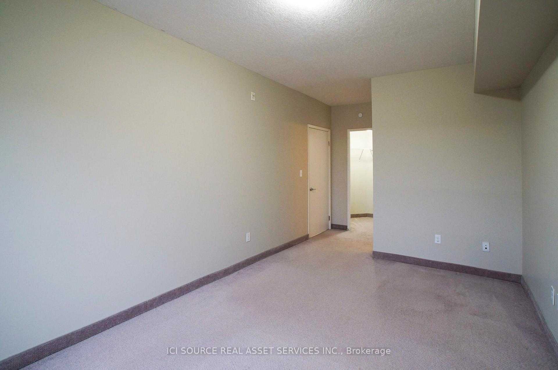 Photo 9 of Unit 505, 239 Auburn Drive, Waterloo — HOMEH