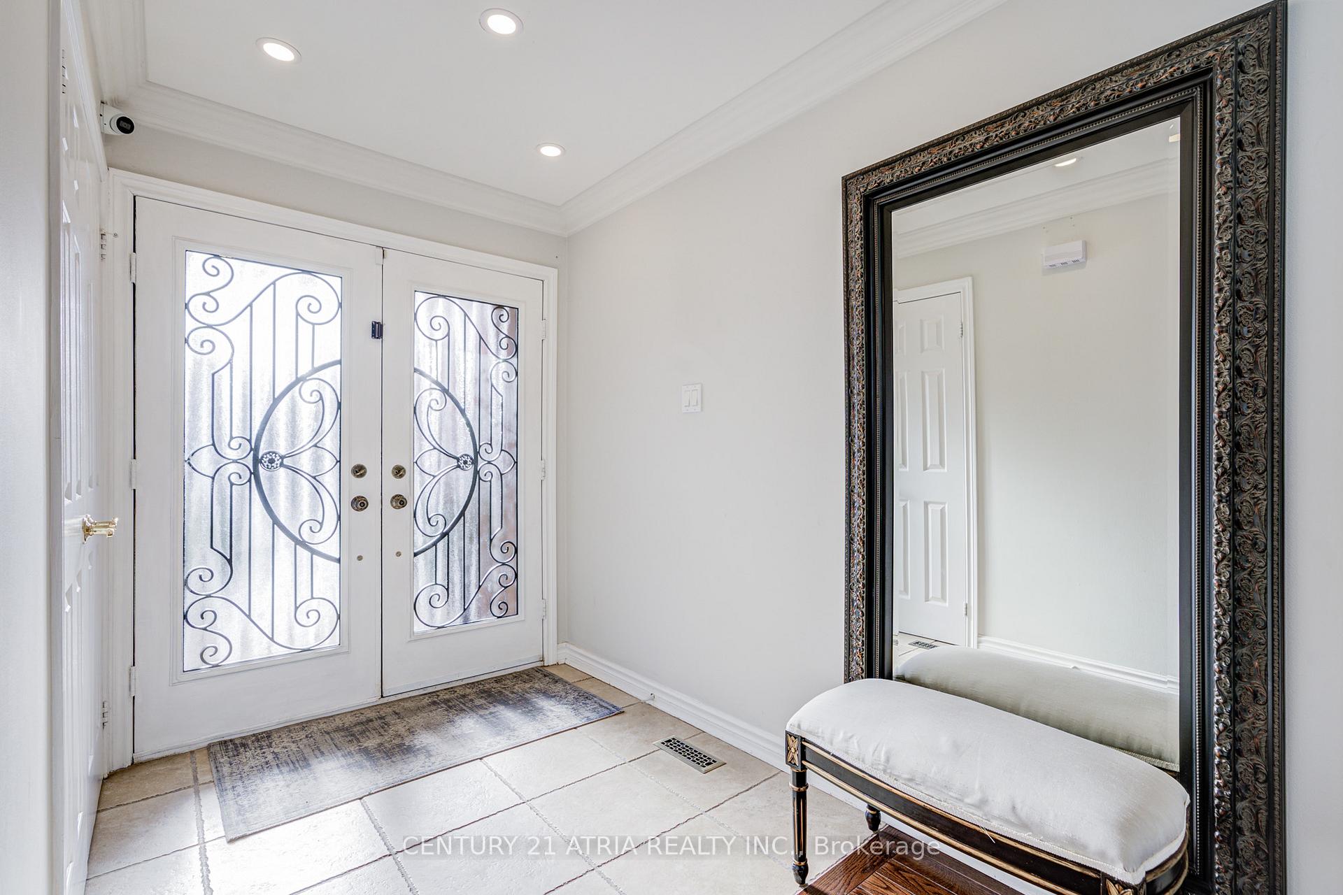 Photo 3 of 84 Downing Boulevard, Vaughan, Uplands — HOMEH